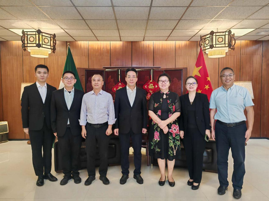 严宇清总领事出席中国侨联副主席连小敏与拉各斯侨界座谈会-图片3